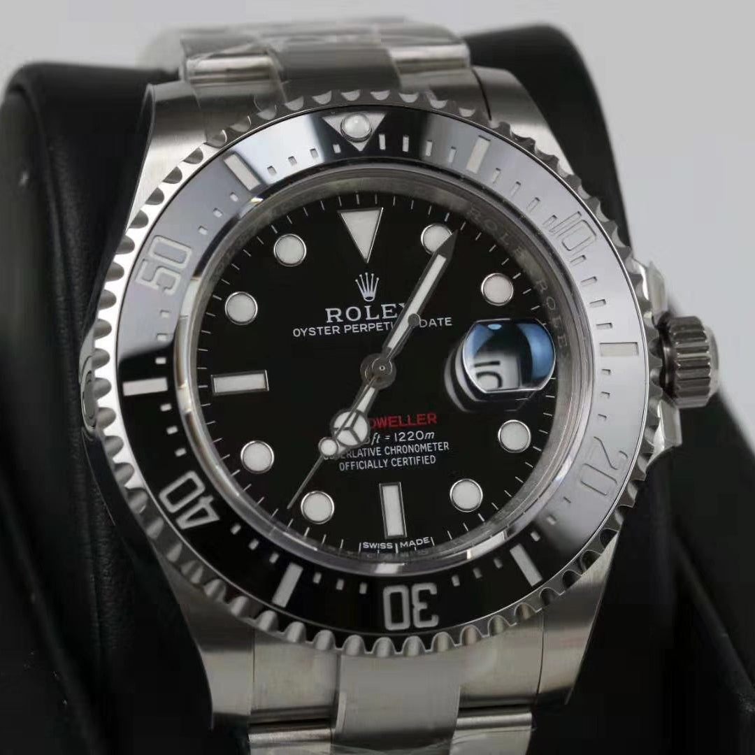 Rolex Sea-Dweller 43mm Silver Black