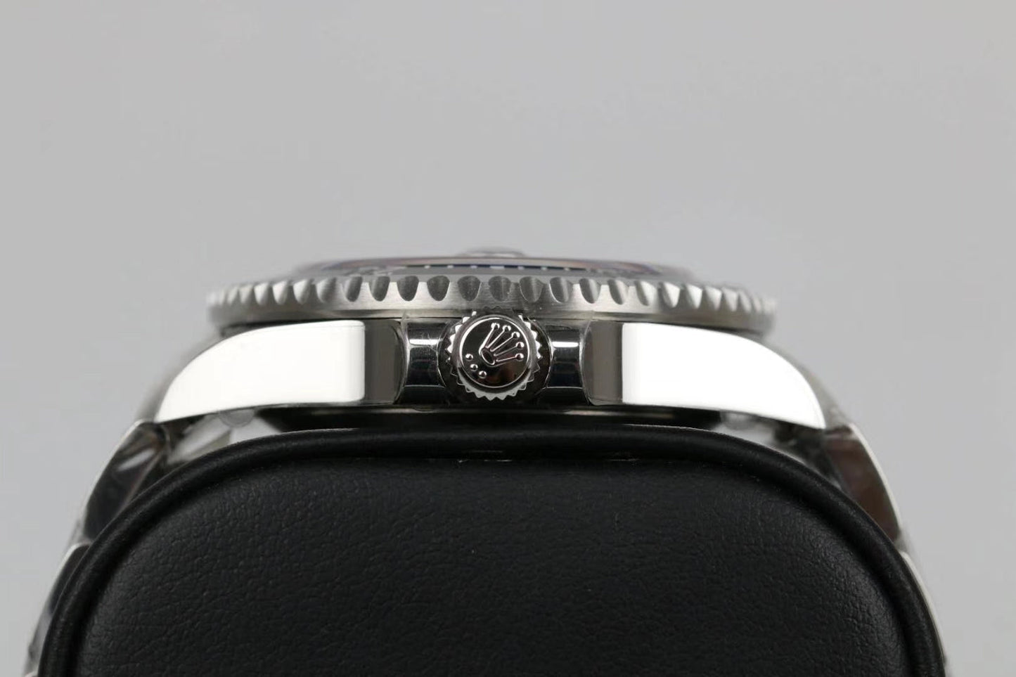 Rolex Sea-Dweller 43mm Silver Black