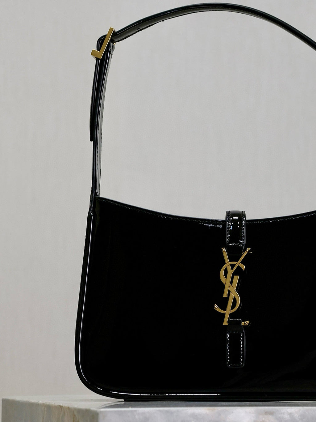 YS.L 2025  Bag 25cm Black Gold Patent Deri