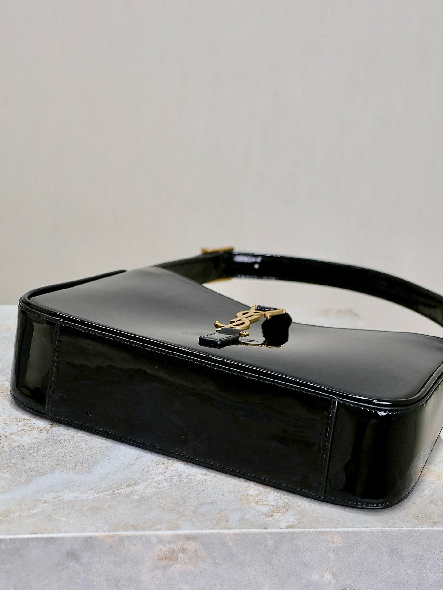 YS.L 2025  Bag 25cm Black Gold Patent Deri